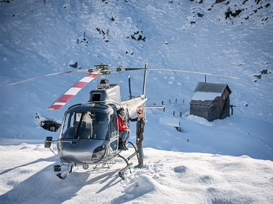 Top ausgebildete Piloten bei Sky Heli - Hubschrauberrundflüge am Dachstein